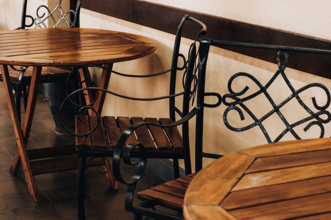 Table bistrot pliante extérieure